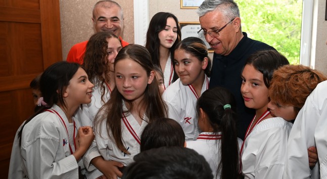 Kemer Belediyesi Karate Takımı’ndan 16 madalya