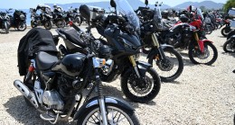 Motosiklet tutkunları Kemer’de buluştu