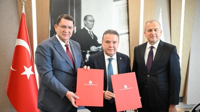 AESOB İLK DEFA BİR PROTOKOL İMZALADI