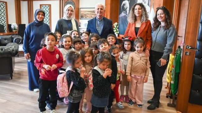 Öğrenciler Başkan Duran’ı Ziyaret etti